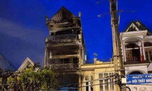 Quảng Ninh: Cháy nhà 4 tầng, một người chết lúc rạng sáng