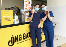 Cà phê Ông Bầu tiếp thêm năng lượng cho y bác sĩ tuyến đầu chống dịch COVID-19