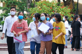 Đề thi môn Toán vào lớp 10 THPT công lập Hà Nội