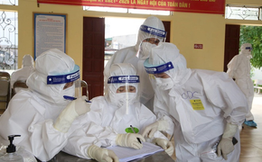 Hà Nội ghi nhận 14 ca COVID-19 liên quan người phụ nữ bán rau ở Đông Anh