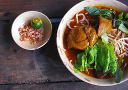 Vùng đất tận cùng của Tổ quốc có món ăn khiến người ta đổ mồ hôi, chảy nước mắt