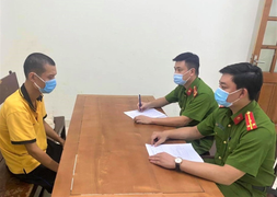 Công an Hà Nội vận động tội phạm trốn truy nã 5 năm ra đầu thú 