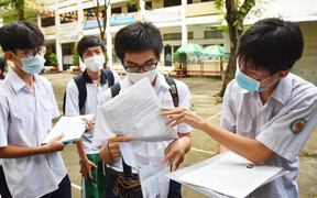 Đề Lịch sử thi vào lớp 10 chuyên ở Hà Nội