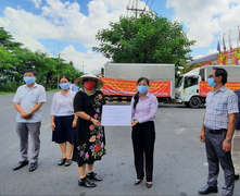 MTTQ TP.HCM tiếp nhận hàng hoá nhu yếu phẩm ủng hộ tuyến đầu chống dịch COVID-19