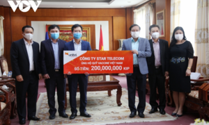 Lào ủng hộ 300 triệu kip hỗ trợ Việt Nam chống dịch COVID-19