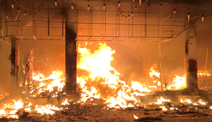 Cháy phòng trà ở TP Vinh, 6 người chết: Nhiều tiếng nổ liên tiếp từ biển lửa