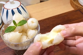 Cách làm món vải Elsa băng tuyết đang cực 'hot'