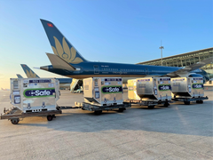 Vietnam Airlines vận chuyển gần 1 triệu liều vaccine Nhật Bản hỗ trợ vào TP.HCM