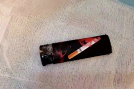 Cãi nhau với vợ, người đàn ông hậm hực nuốt luôn bật lửa 