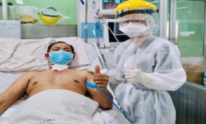 Bệnh nhân COVID-19 tại TP.HCM hồi phục sau 21 ngày nguy kịch 