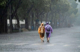 Hà Nội sắp đón mưa 'vàng' giải nhiệt chuỗi ngày nắng nóng 41 độ C