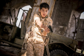 Song Joong Ki gây bão mạng khi tiết lộ bí mật cá nhân