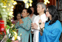 Thanh Lam và bạn trai bác sĩ dạm ngõ