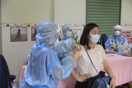 TP.HCM khẩn tìm người từng tới quán cháo, hiệu thuốc ở quận Tân Phú