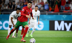 Ronaldo san bằng kỷ lục 109 bàn thắng: Tinh thần thép và khát vọng chinh phục 
