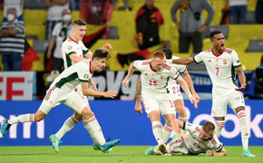 Vòng bảng EURO 2020: 'Ác mộng' phản lưới và hỏng phạt đền