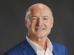 Nguyên chủ tịch trường đại học lớn ở Mỹ nhận nhiệm vụ mới ở Việt Nam