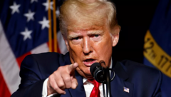 Trump tổ chức mít tinh 'Cứu nước Mỹ'