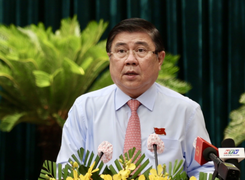 Ông Nguyễn Thành Phong hứa gì sau khi tái đắc cử Chủ tịch UBND TP.HCM?