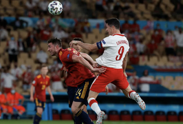 EURO 2020 ngày 25/6: Đe doạ Lewandowski, cầu thủ Tây Ban Nha phải xin lỗi