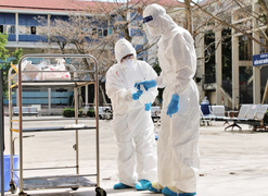 Hà Nội: Hai bố con ở huyện Đông Anh mắc COVID-19, chưa rõ nguồn lây