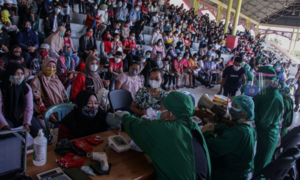 Indonesia lập kỷ lục chưa từng thấy, hơn 21.000 ca COVID-19 trong ngày