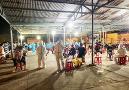 Liên quan ca COVID-19, Đà Nẵng xét nghiệm hơn 1.000 người cảng cá Thọ Quang