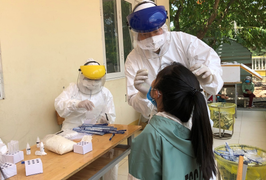 Quảng Ngãi: Thêm 21 ca dương tính SARS-CoV-2 trong khu vực phong tỏa