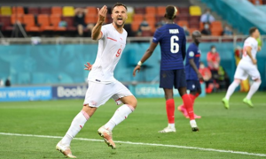 Video: Thụy Sĩ gỡ hòa đầy cảm xúc khiến Pogba thất thần