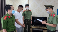 Sau 8 tháng nhập cảnh trái phép, người Trung Quốc đến công an tự thú 