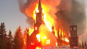 Ít nhất 4 nhà thờ Canada bị cháy sau loạt vụ phát hiện mộ tập thể