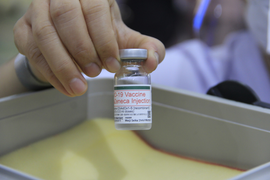 TP.HCM gặp khó khăn khi tiếp cận nguồn vaccine COVID-19