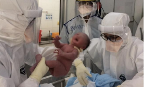 TP.HCM: 1 bé trai chào đời bằng phẫu thuật lấy thai ở sản phụ mắc COVID-19
