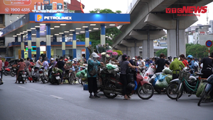 Video: Chợ cóc, chợ tạm thản nhiên họp, bất chấp quy định phòng dịch ở Hà Nội