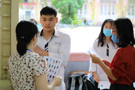 Sắp thi tốt nghiệp THPT, nhiều tỉnh vẫn 'nín thở' chờ phương án cuối