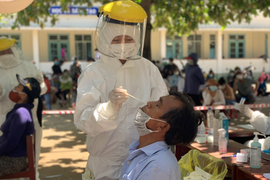 Quảng Ngãi thêm 10 ca nhiễm SARS-CoV-2, một bệnh nhân từng ra Đà Nẵng
