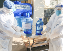 Bệnh viện điều trị COVID-19 được tặng nước khử khuẩn không hạn chế số lượng