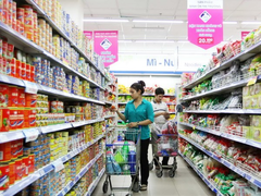 Hàng Việt mùa COVID-19: Gồng mình vượt bão, đổi mới để vươn lên giữa đại dịch