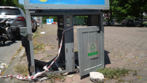 Video: Thùng rác công nghệ trị giá 200 tỷ đồng ở Hà Nội giờ ra sao?