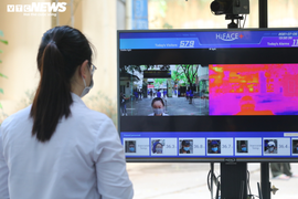 Kiểm tra y tế nghiêm ngặt hơn 1 triệu thí sinh làm thủ tục thi tốt nghiệp THPT