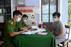 Huế xử phạt 7,5 triệu đồng, cách ly tập trung lái xe khai báo gian dối