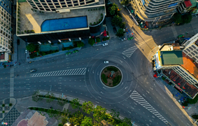 Khách sạn trăm tỷ được rao bán khắp nơi