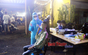 Xử lý 53 thanh niên Bình Phước tụ tập ăn nhậu mừng sinh nhật giữa dịch