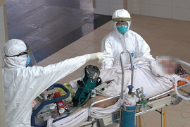 Chiến sĩ công an ở TP.HCM mắc COVID-19 nguy kịch được xuất viện 