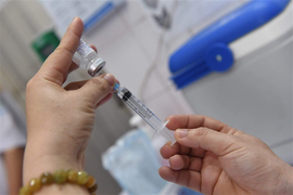 Ai nên trì hoãn tiêm vaccine COVID-19?