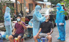 Sáng 14/7, thêm 909 người mắc COVID-19