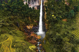 Vẻ hùng vĩ ở nơi được mệnh danh một trong ‘tứ đại tử địa’ của Tây Bắc