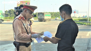 Cập nhật danh sách các địa phương kiểm soát người ra vào ngăn COVID-19