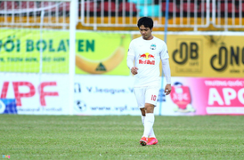 VPF chốt hoãn V-League sang 2022, chờ VFF chấp thuận