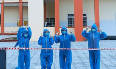 Tình nguyện viên viết thư xin tiếp tục hỗ trợ tuyến đầu chống dịch COVID-19
